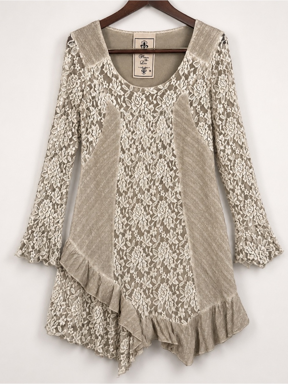 NWT Fleur De Lis Taupe Lace Asymmetrical Ruffle Tunic Top Medium